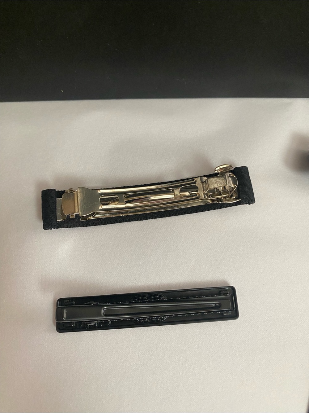 Chanel Black Ribbon Hair Tie & Barrettes - Picture 4 of 7